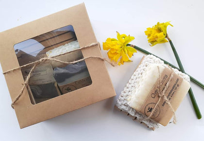 GIFT SETS/ e-GIFT CARDS